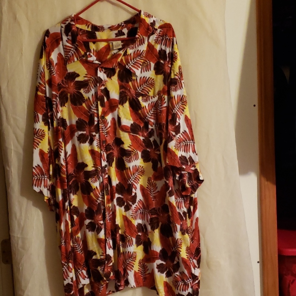 Big man hibiscus  print short sleeved shirt